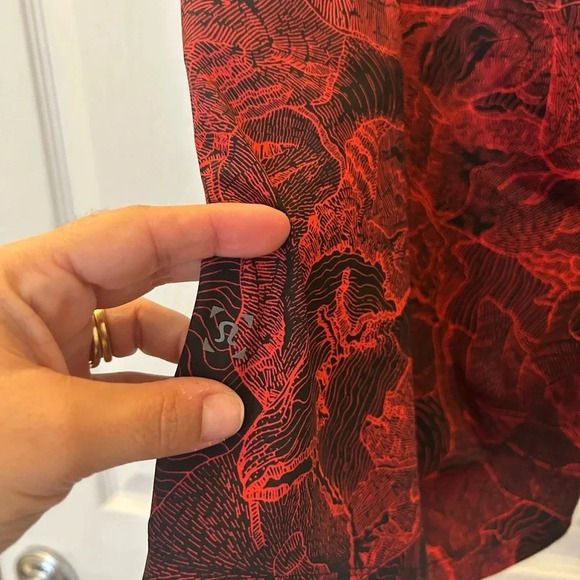 Lululemon Current State Board Short sz 36 - Picture 4 of 5